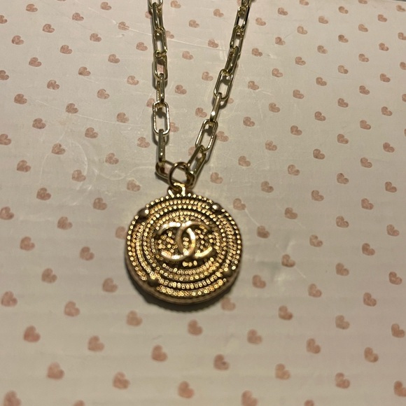 ONE LEFT - CHANEL zipper pull replacement - Picture 4 of 4